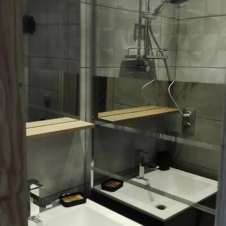 Residence Roc De Peclet - Studio Pour 4 Personnes 554 * Val Thorens